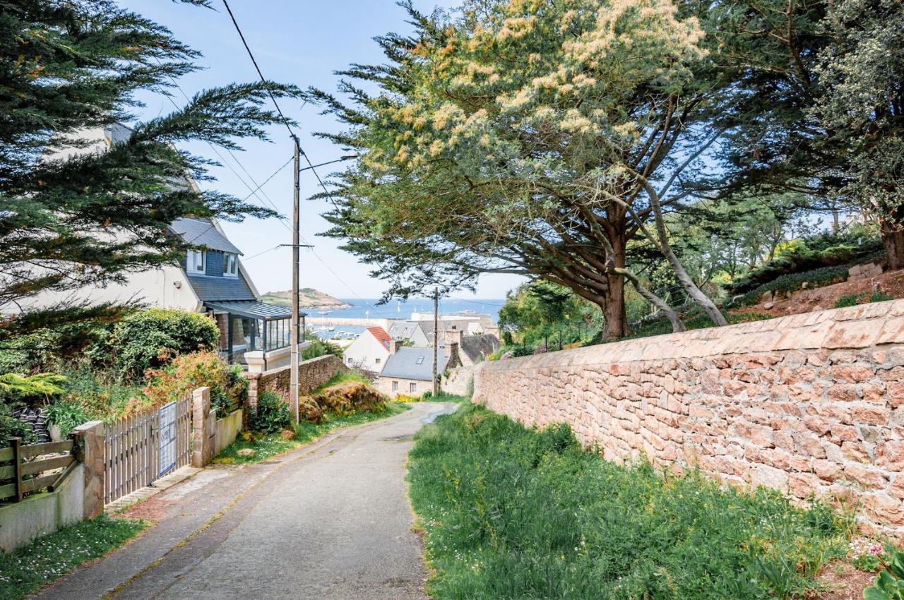 Vue Mer Cote De Granit Rose En Bretagne Требёрдан Экстерьер фото